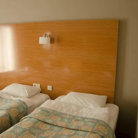 Ada Newday Hotel 4*